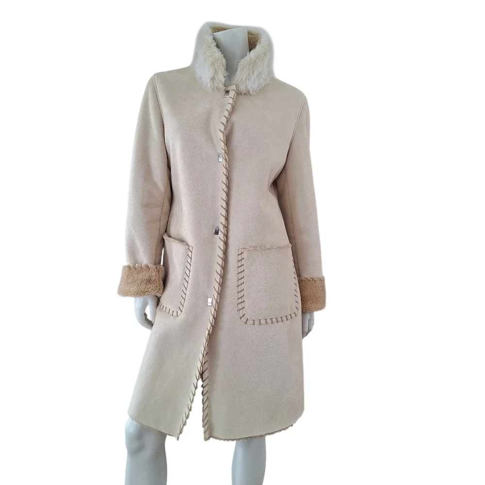 Elegant Vegan Cream Women's Coat Faux Fur & Faux Suede - Picture 2 of 13
